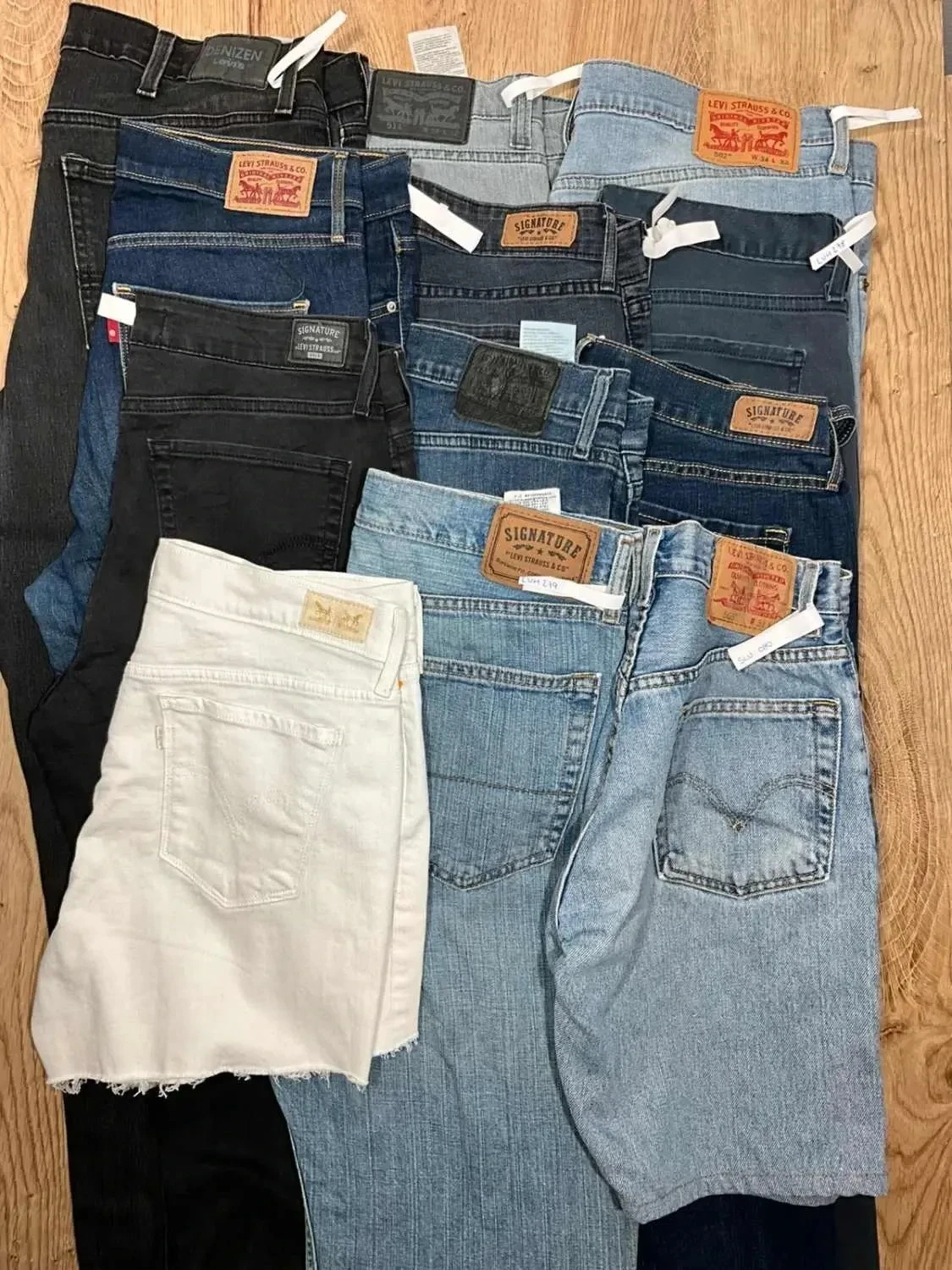 Lot 10 Jeans Levi's Diverses Coupes Tailles Assorties Vintage Multicolore